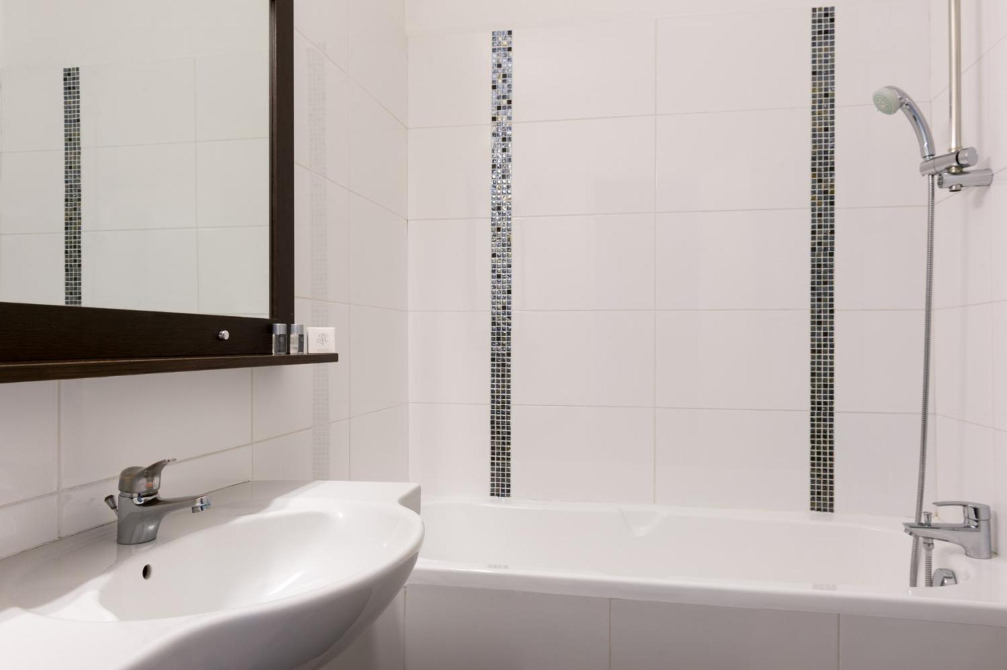 The Originals City, Hotel Paris Sud, Orly-Draveil Екстериор снимка